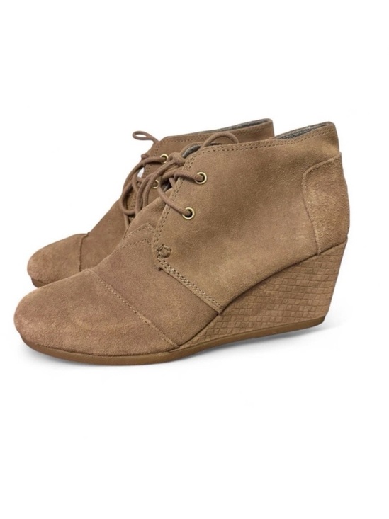 Toms Shoes - TOMS Women’s Desert Wedge Lace Up Booties Boots Tan Suede Boho Chic Fashion Sz 8